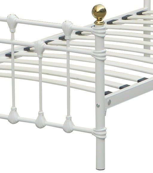 Modern Simple Metal Single Bed 0.6-1.5mm Thick Steel Pipe Save Space