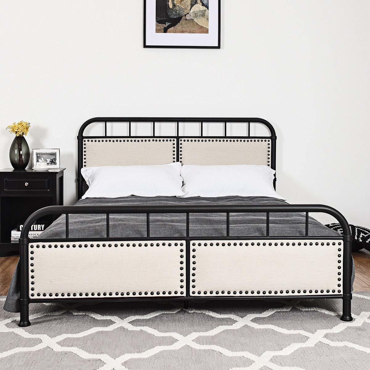 Rust Proof King Size Iron Bed Long Lasting Durability Smooth Finish Edges